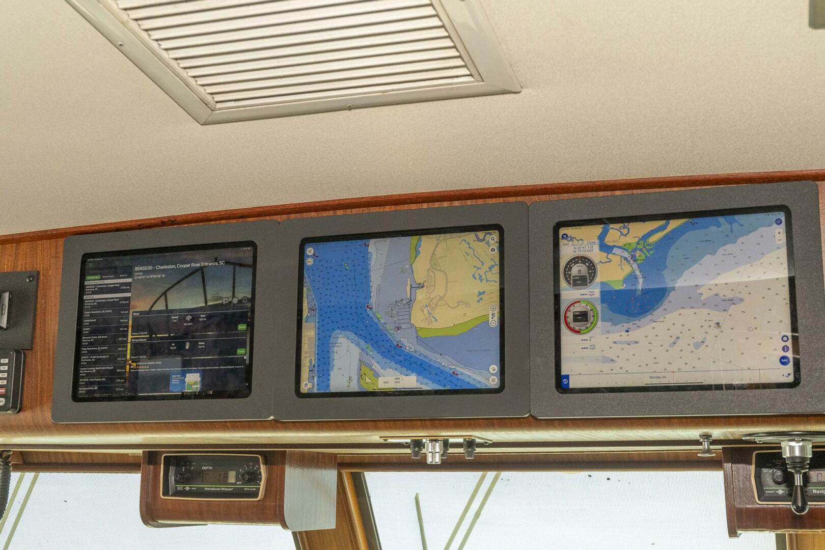 Slide: The Image of Hatteras 63 Motor Yacht 1987 - 4467649