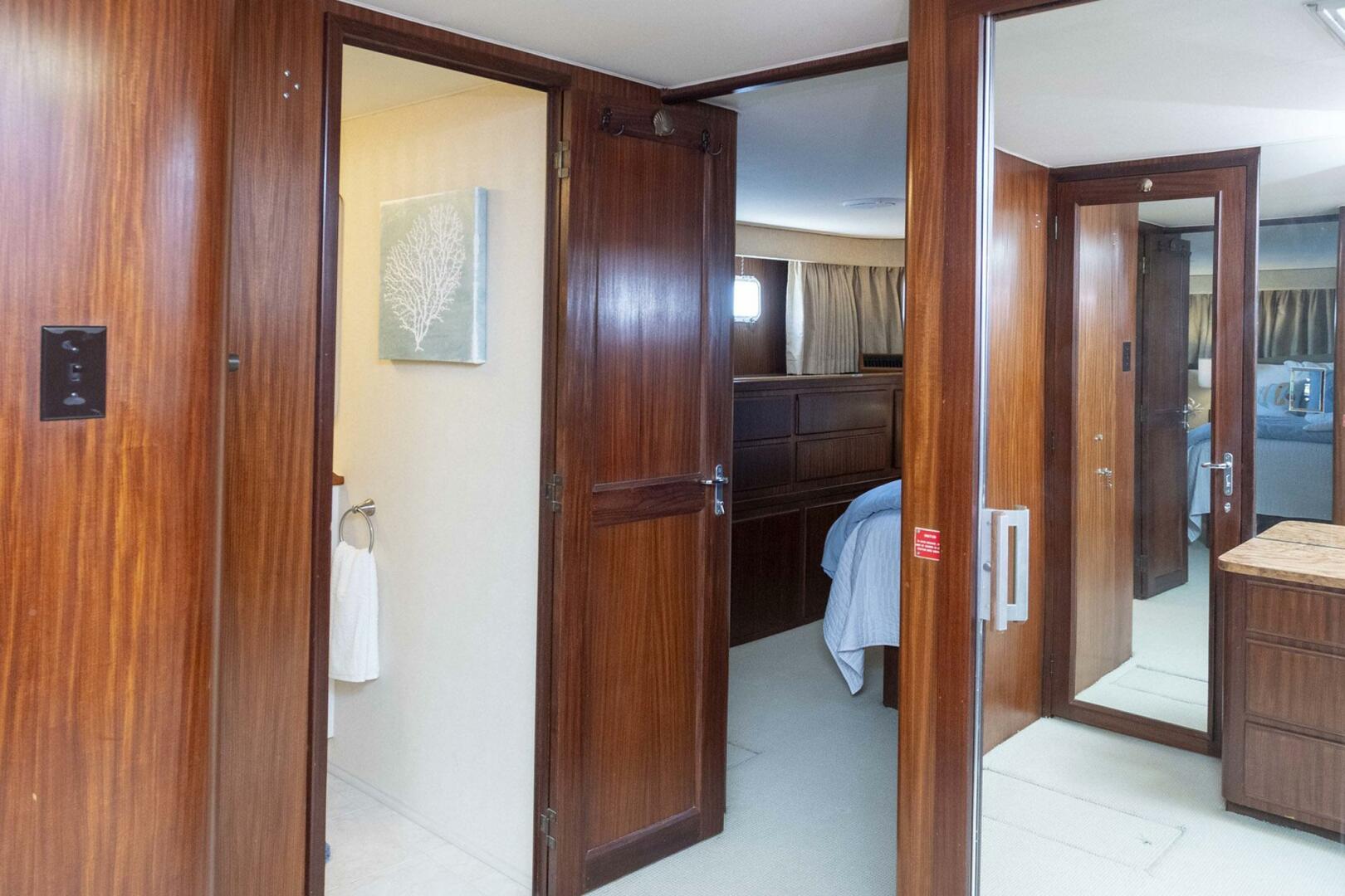 Slide: The Image of Hatteras 63 Motor Yacht 1987 - 4467669