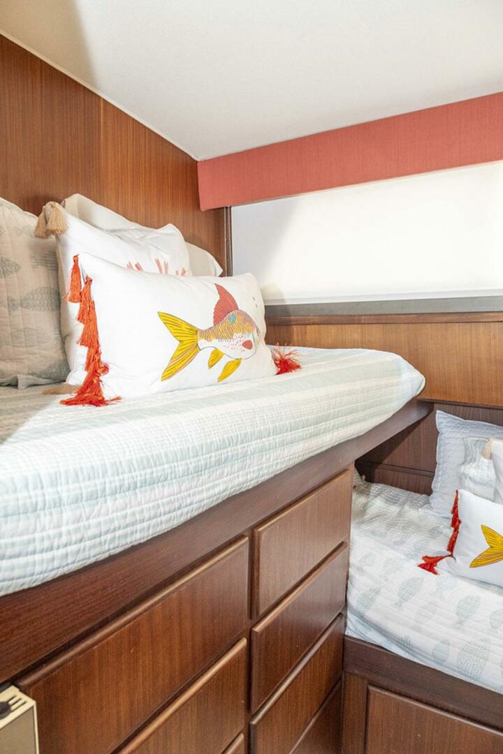 Slide: The Image of Hatteras 63 Motor Yacht 1987 - 4467681