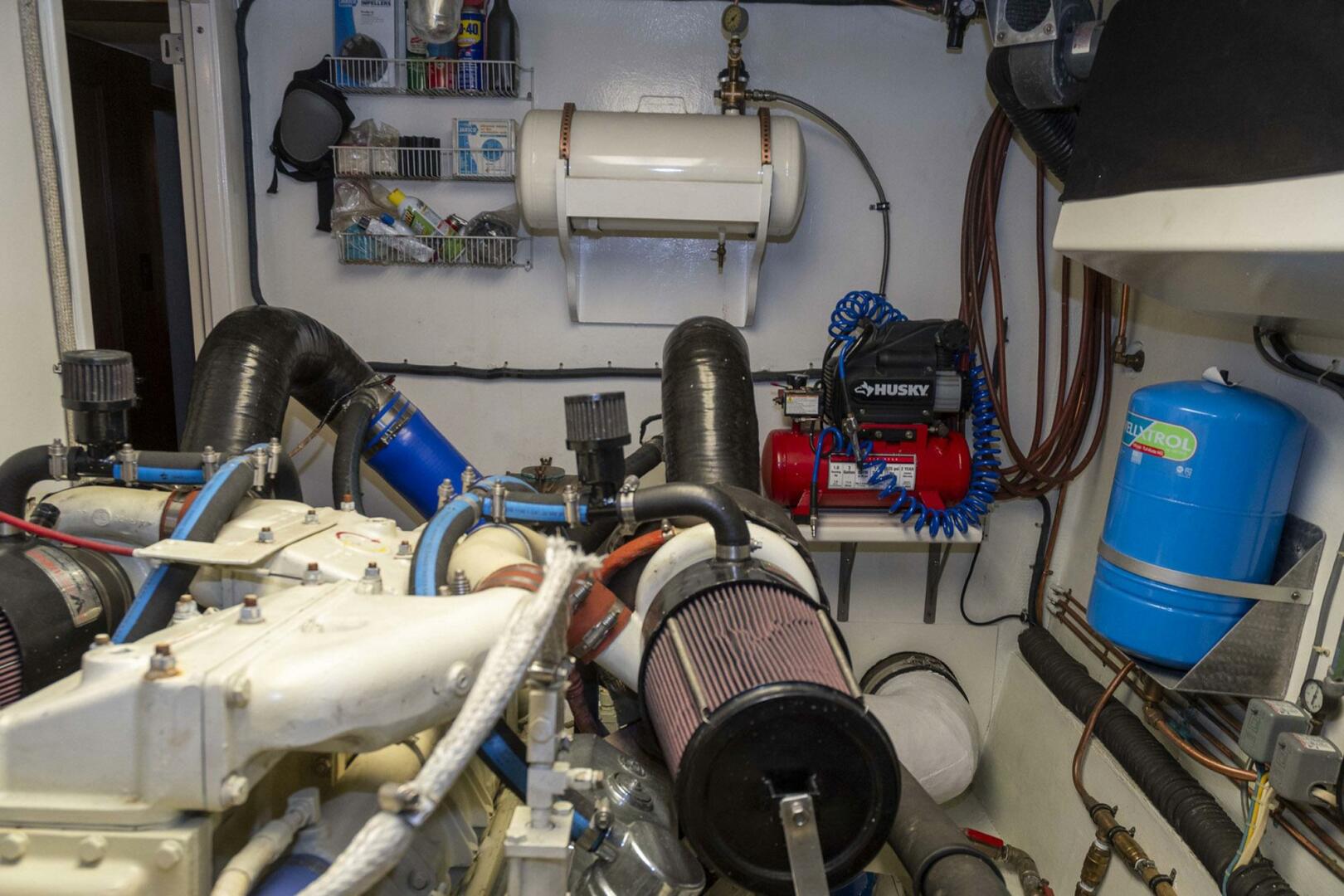 Slide: The Image of Hatteras 63 Motor Yacht 1987 - 4467695