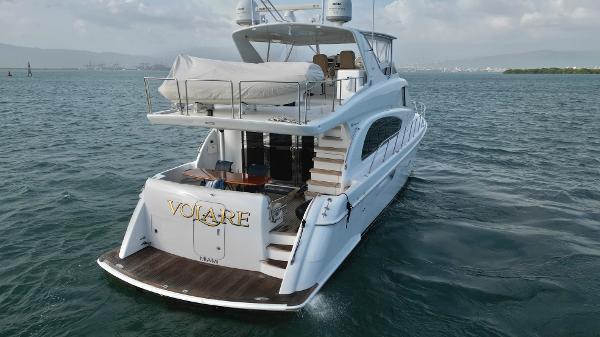 Slide: The Image of Hatteras 64 Motor Yacht 2006 - 11