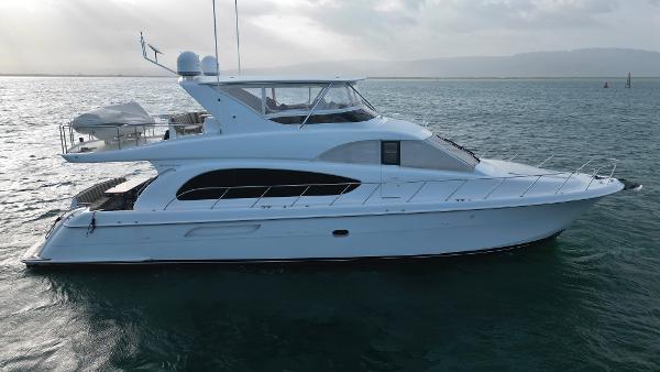 Slide: The Image of Hatteras 64 Motor Yacht 2006 - 6