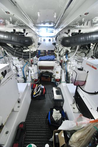 Slide: The Image of Hatteras 64 Motor Yacht 2006 - 63