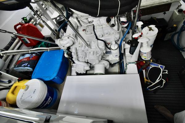 Slide: The Image of Hatteras 64 Motor Yacht 2006 - 69