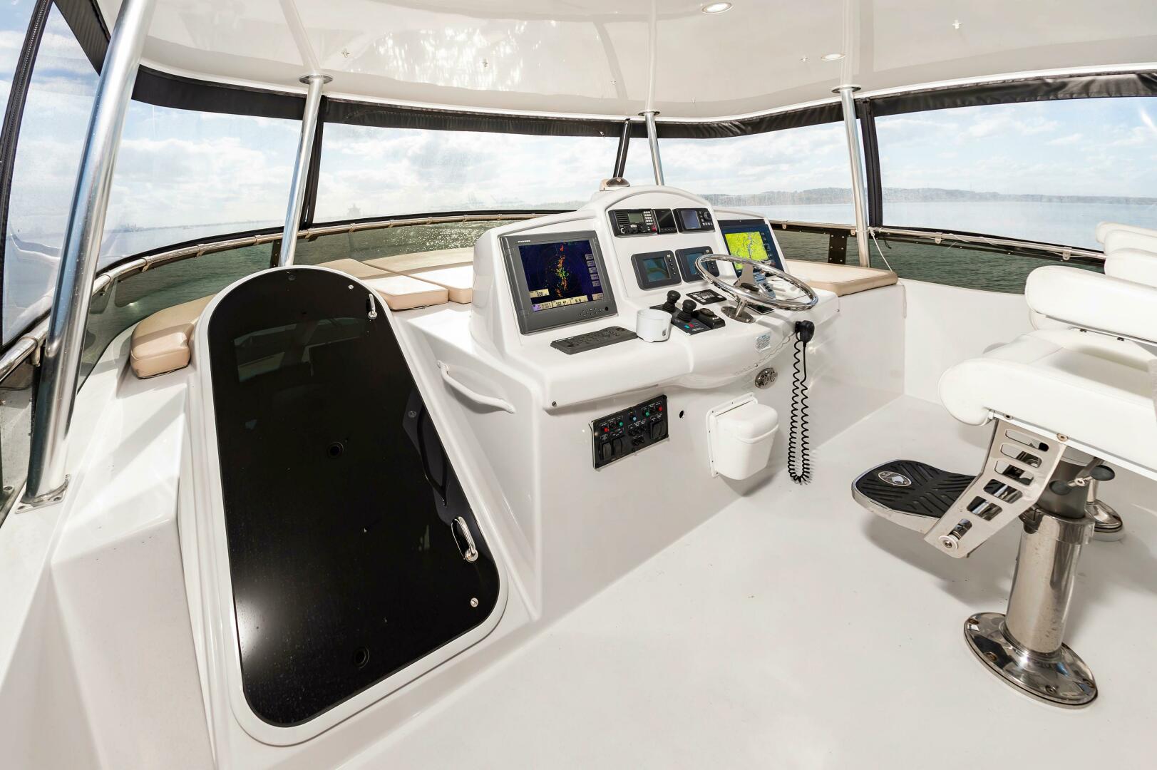 Slide: The Image of Hatteras 64 Motor Yacht 2007 - 4784771