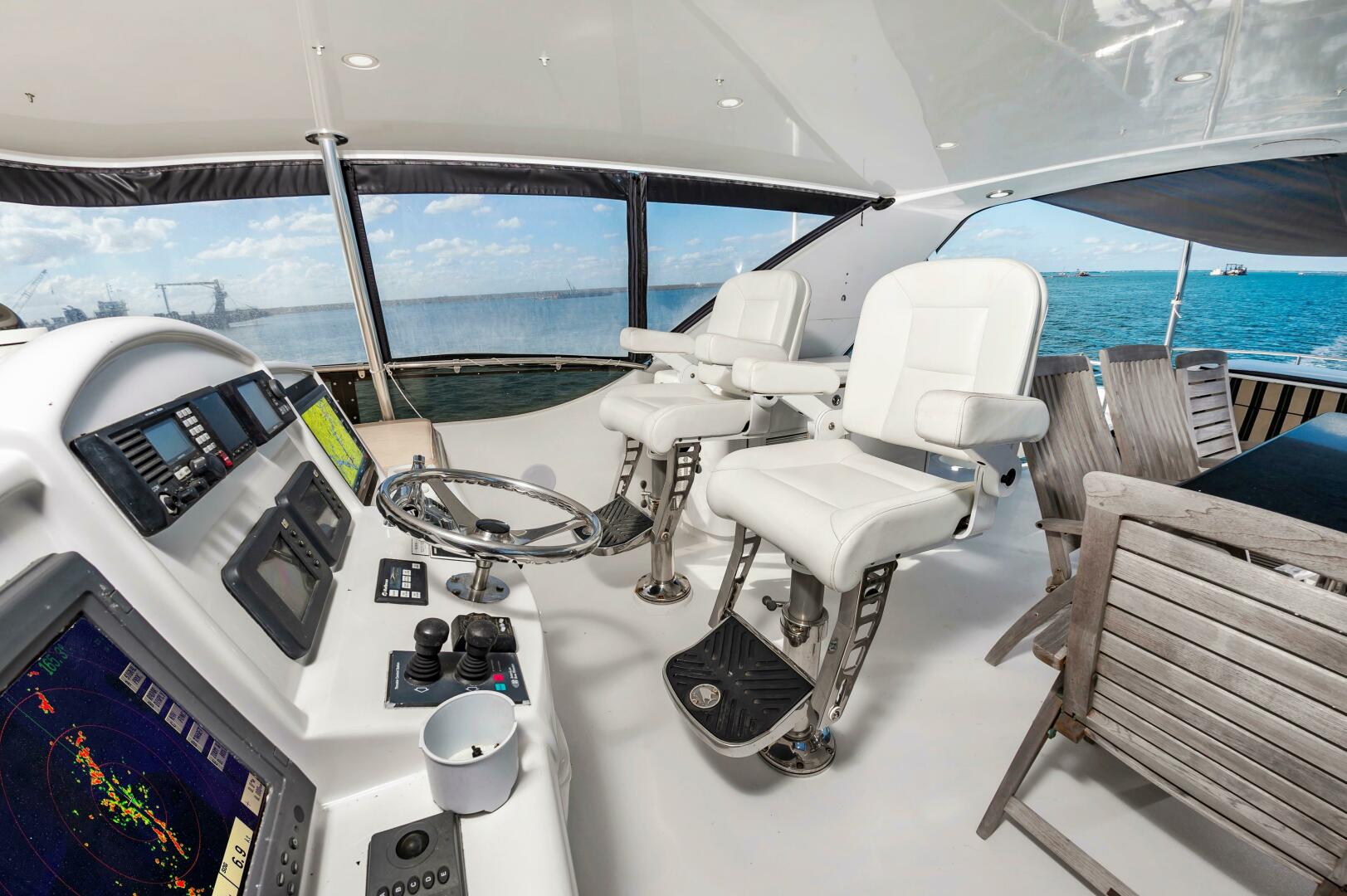 Slide: The Image of Hatteras 64 Motor Yacht 2007 - 4784769
