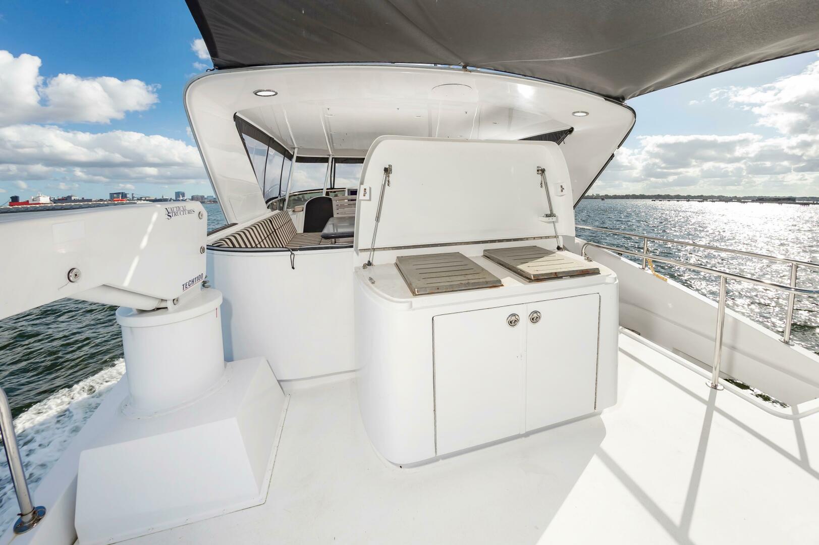 Slide: The Image of Hatteras 64 Motor Yacht 2007 - 4784780