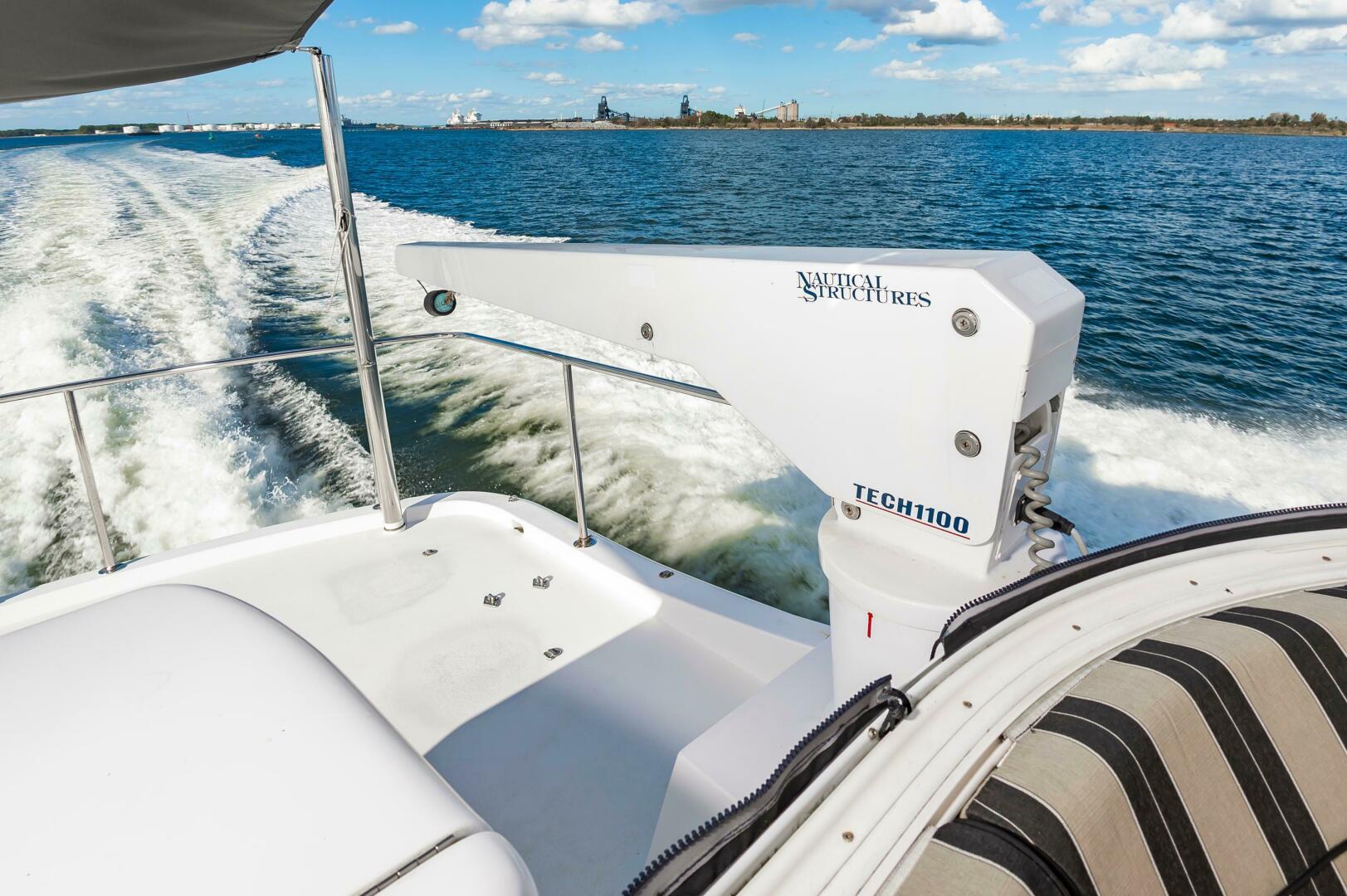 Slide: The Image of Hatteras 64 Motor Yacht 2007 - 4784781