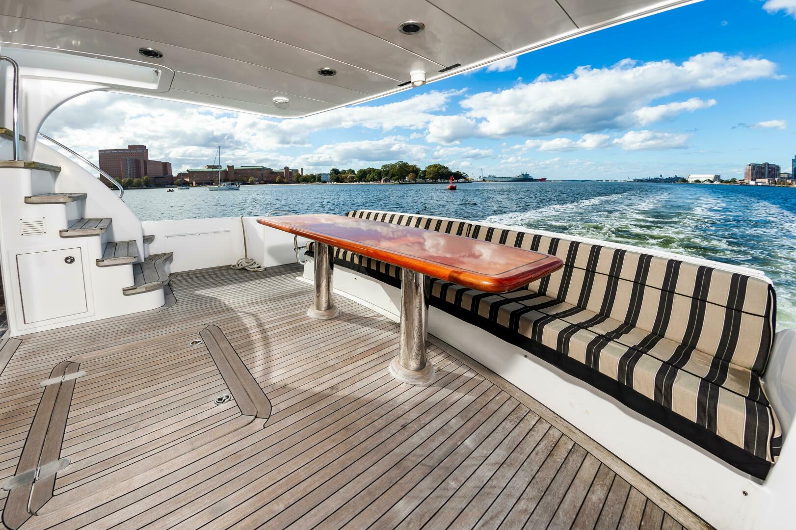 Slide: The Image of Hatteras 64 Motor Yacht 2007 - 4784779