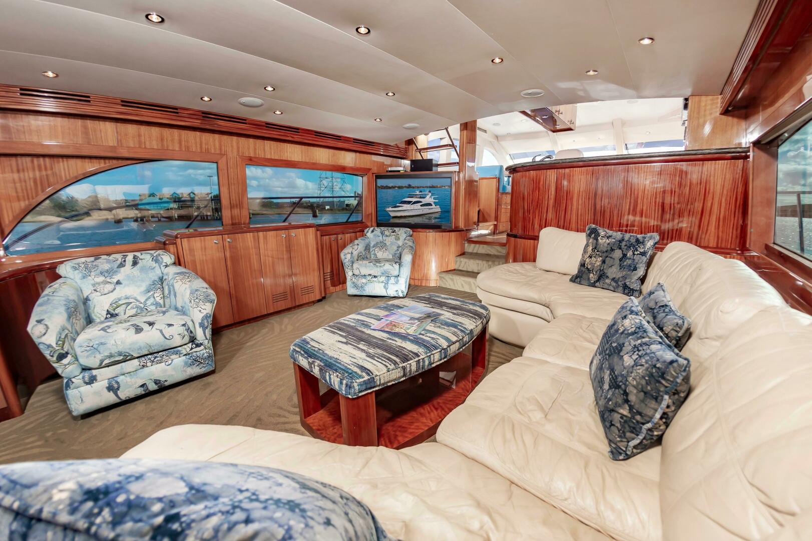 Slide: The Image of Hatteras 64 Motor Yacht 2007 - 4784785