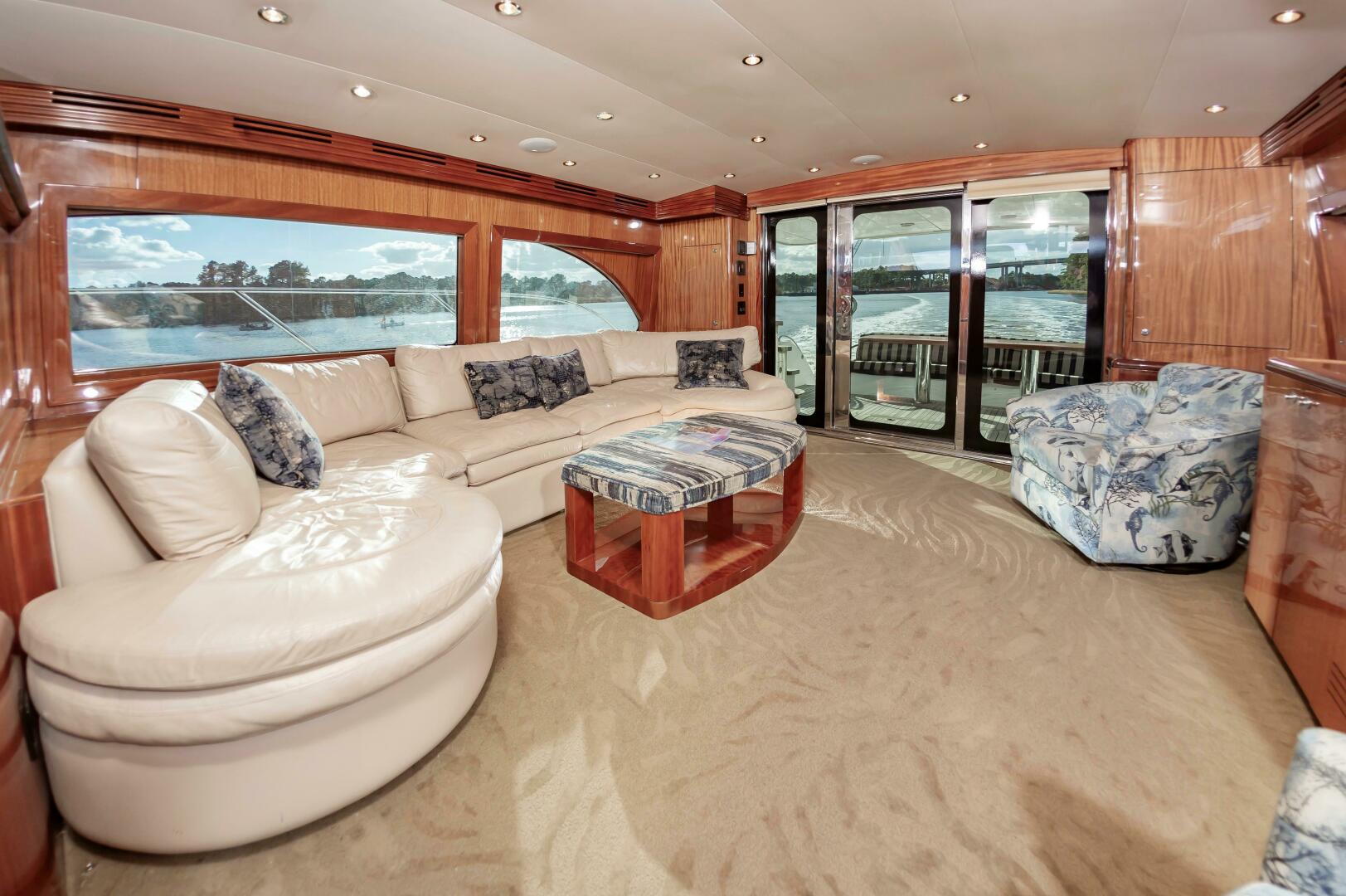 Slide: The Image of Hatteras 64 Motor Yacht 2007 - 4784790