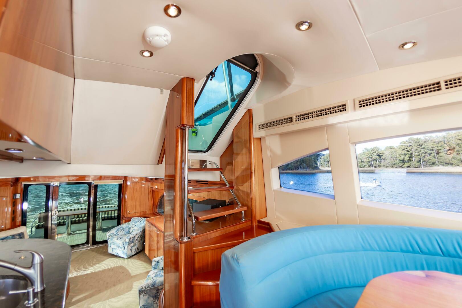 Slide: The Image of Hatteras 64 Motor Yacht 2007 - 4784786