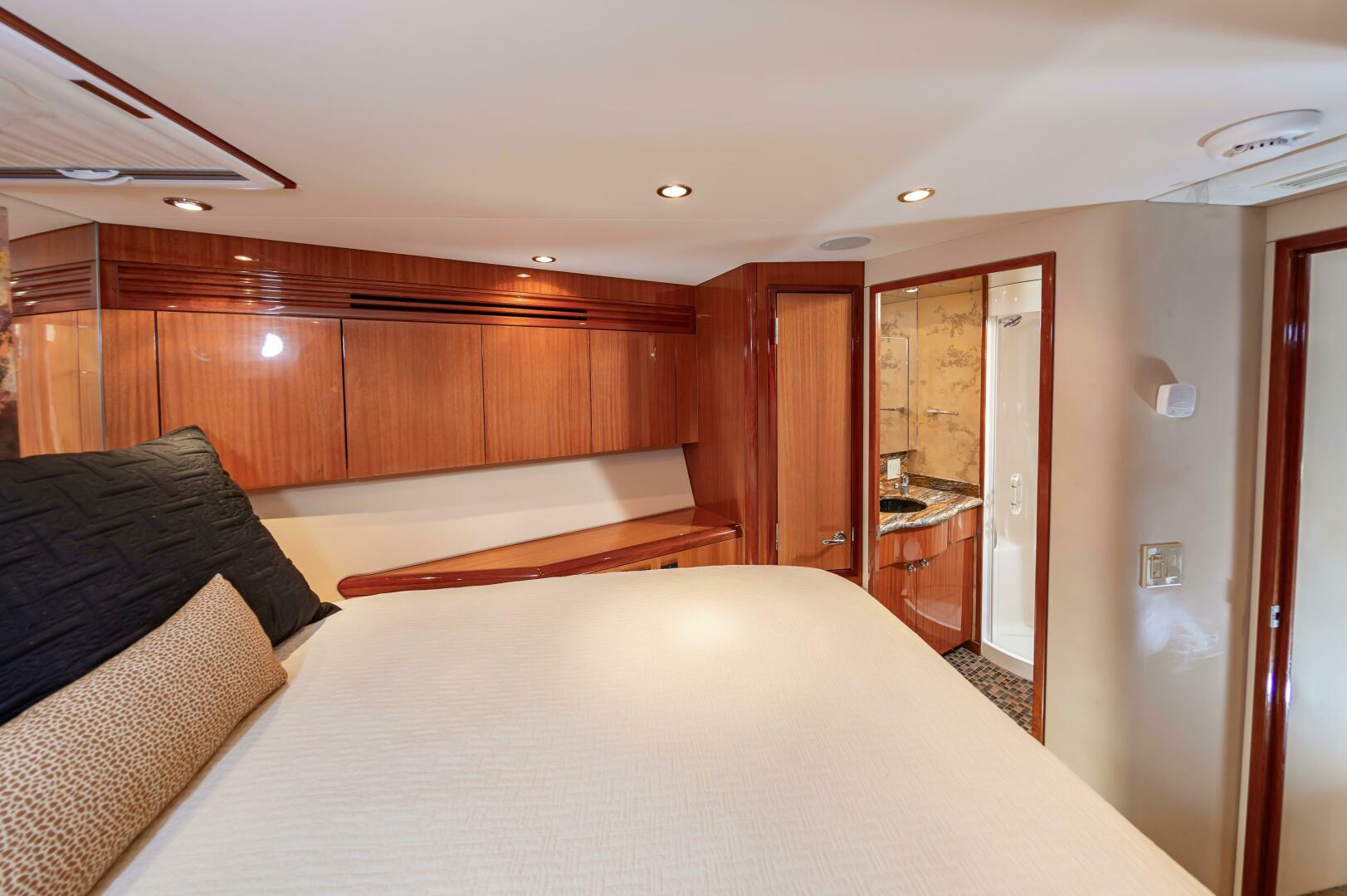Slide: The Image of Hatteras 64 Motor Yacht 2007 - 4784810