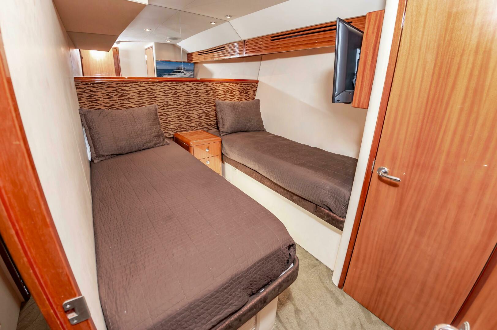 Slide: The Image of Hatteras 64 Motor Yacht 2007 - 4784807