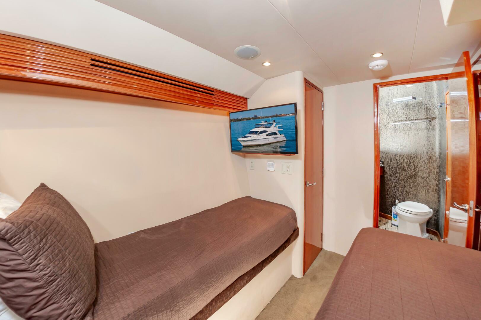 Slide: The Image of Hatteras 64 Motor Yacht 2007 - 4784812