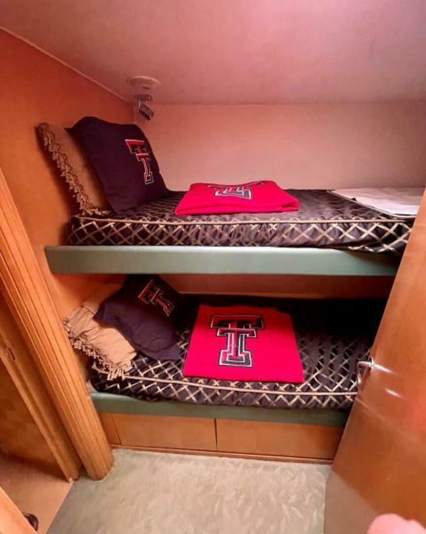 Slide: The Image of 1998 Hatteras 65 Sport Fish Guest Bunkroom - 4928845