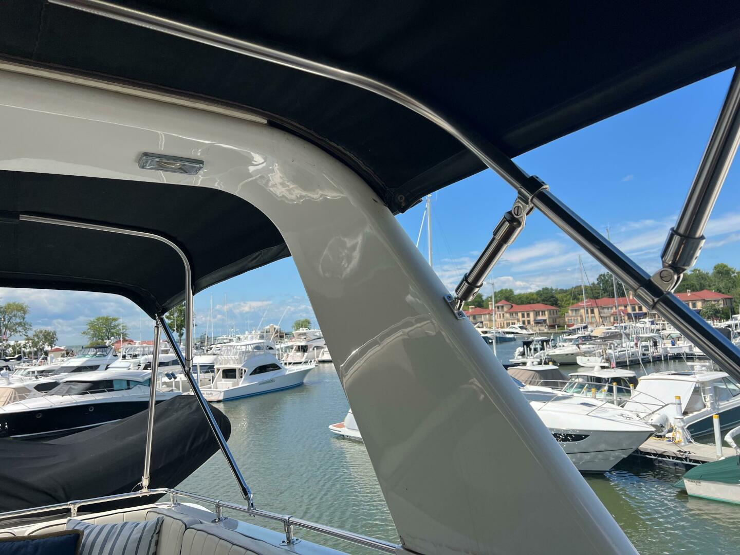 Slide: The Image of Hatteras 67 Extended Deckhouse 1993 - 4757712