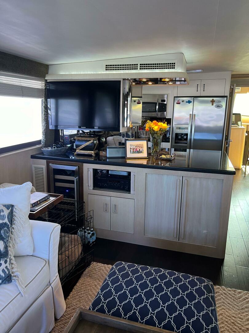 Slide: The Image of Hatteras 67 Extended Deckhouse 1993 - 4757728