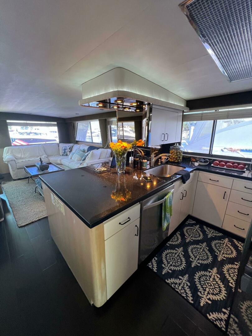 Slide: The Image of Hatteras 67 Extended Deckhouse 1993 - 4757729