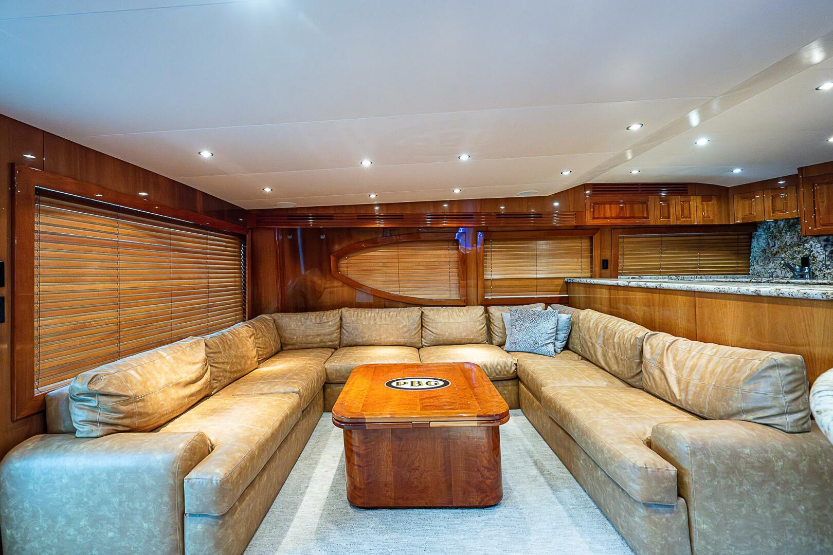 Slide: The Image of Hatteras 68 Convertible 2006 - 4189675