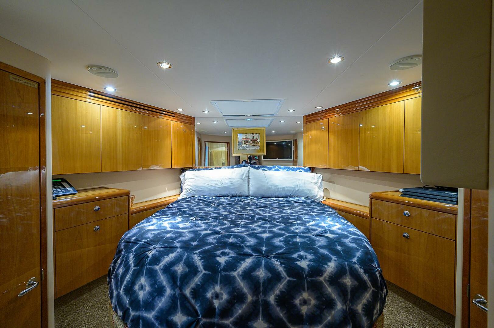 Slide: The Image of Hatteras 68 Convertible 2006 - 4189683