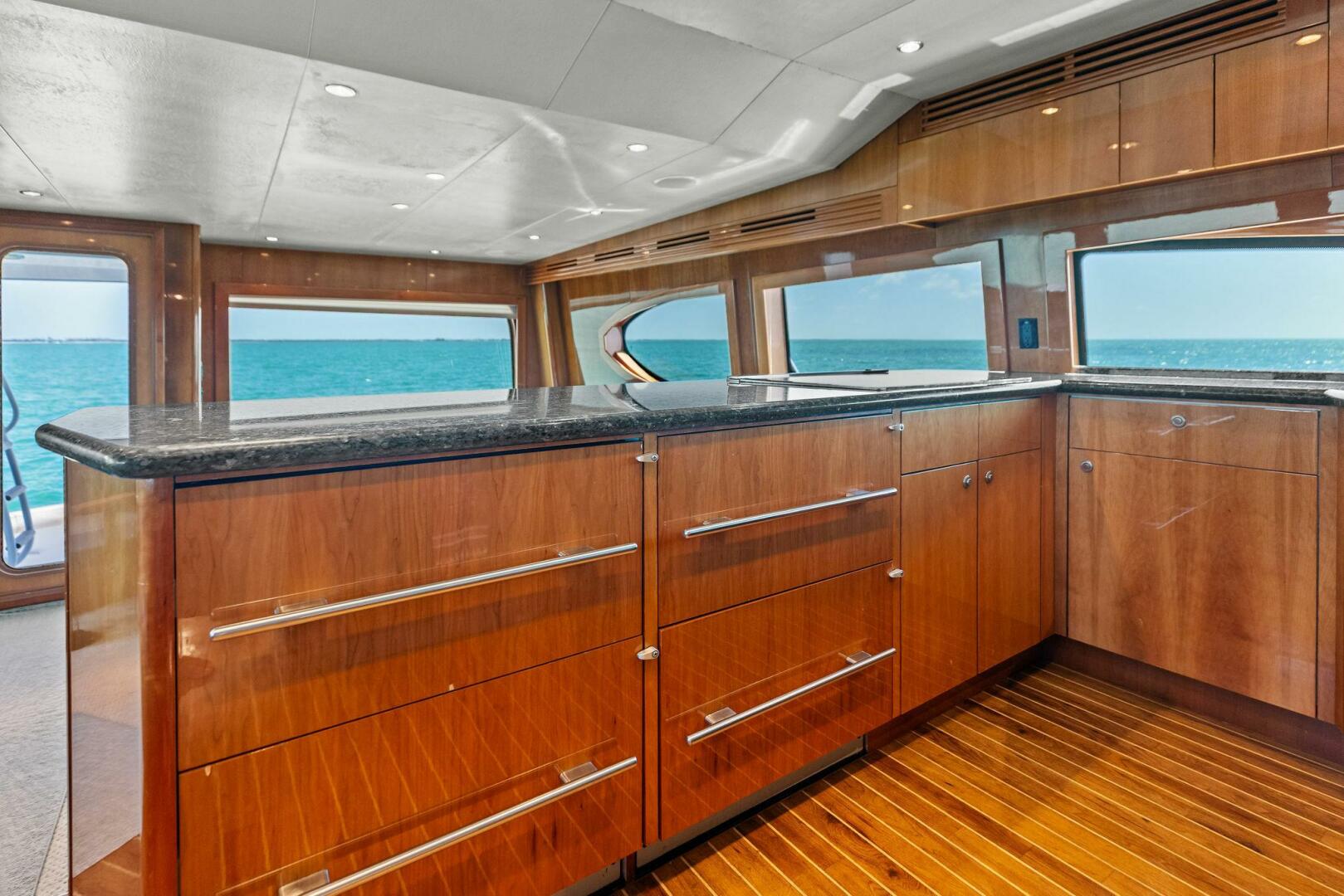 Slide: The Image of 2006 Hatteras 68 CNV Big Game Galley - 5513405