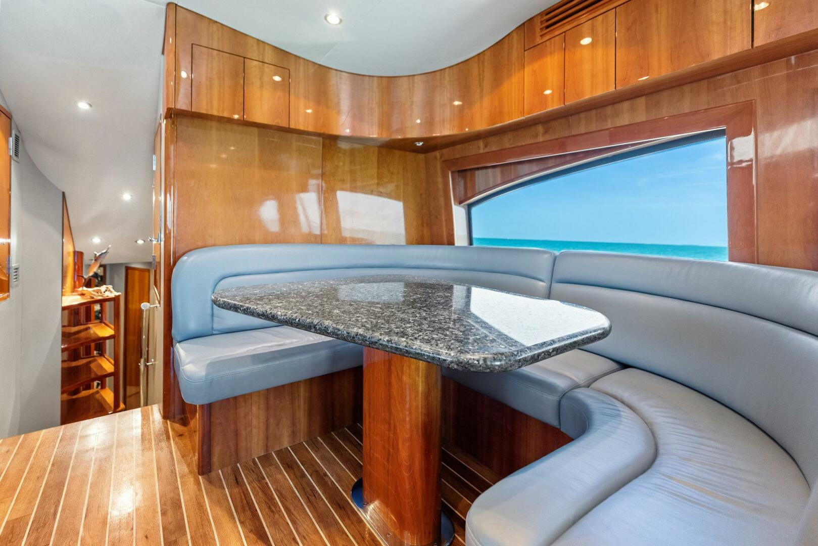 Slide: The Image of 2006 Hatteras 68 CNV Big Game - 5513404