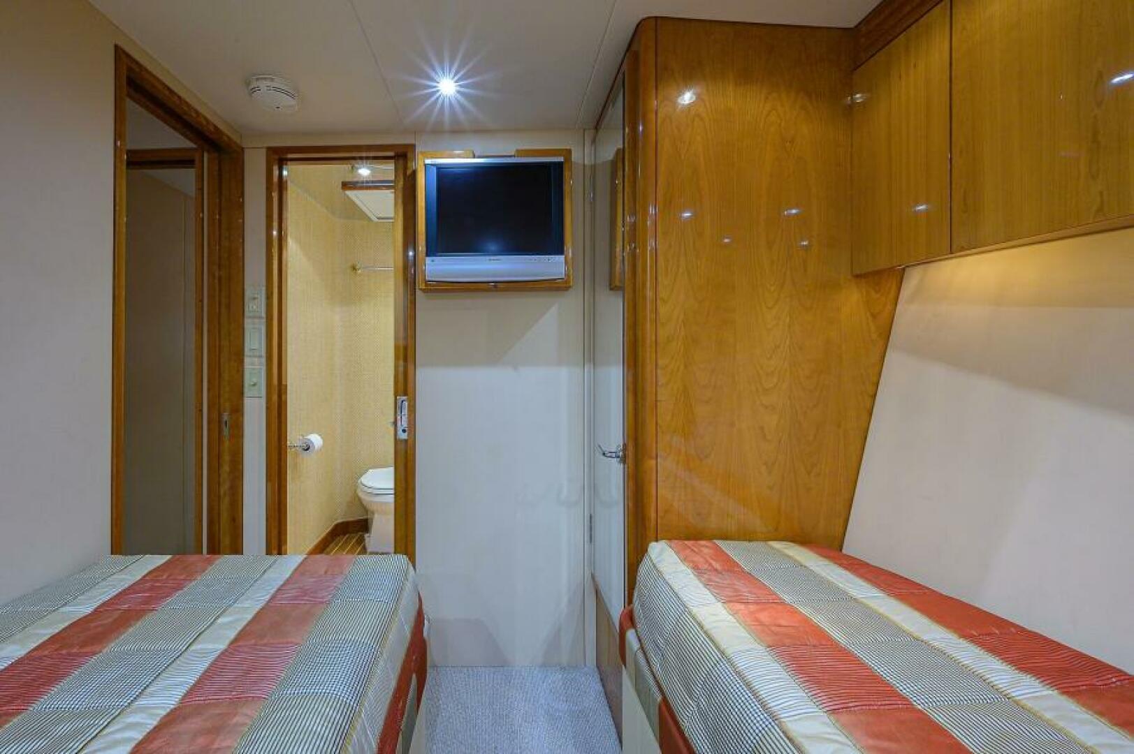 Slide: The Image of Hatteras 68 Convertible 2006 - 5340178