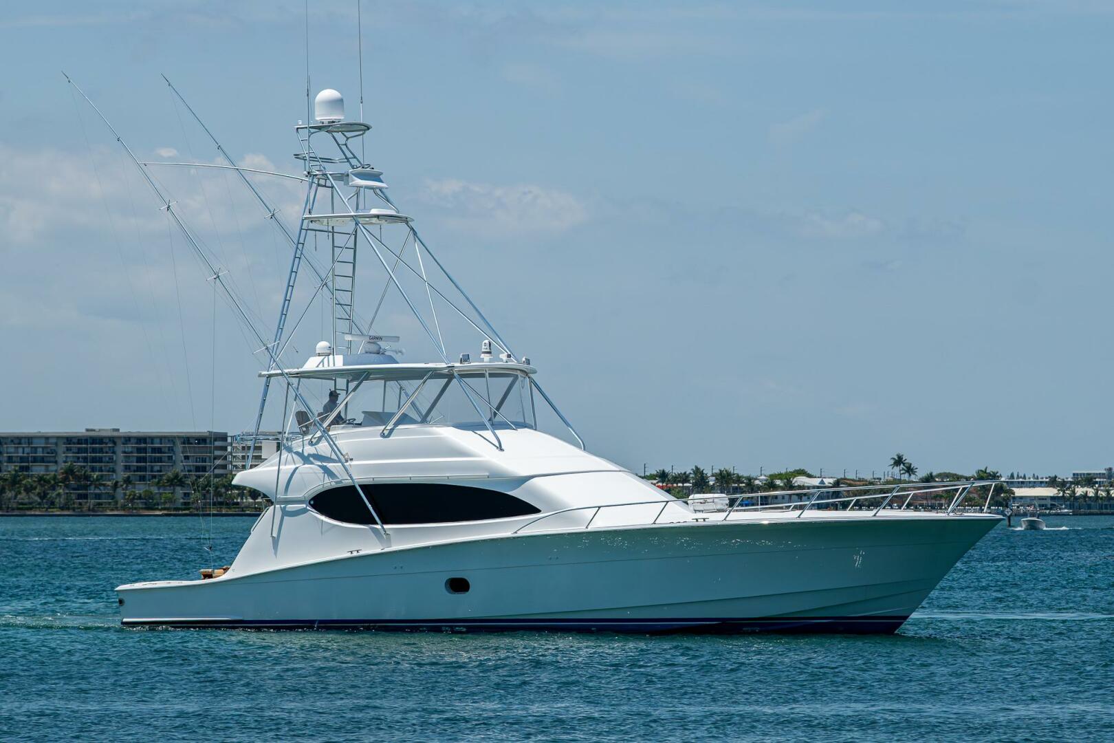 Slide: The Image of Hatteras 68 Convertible 2006 - 5340184