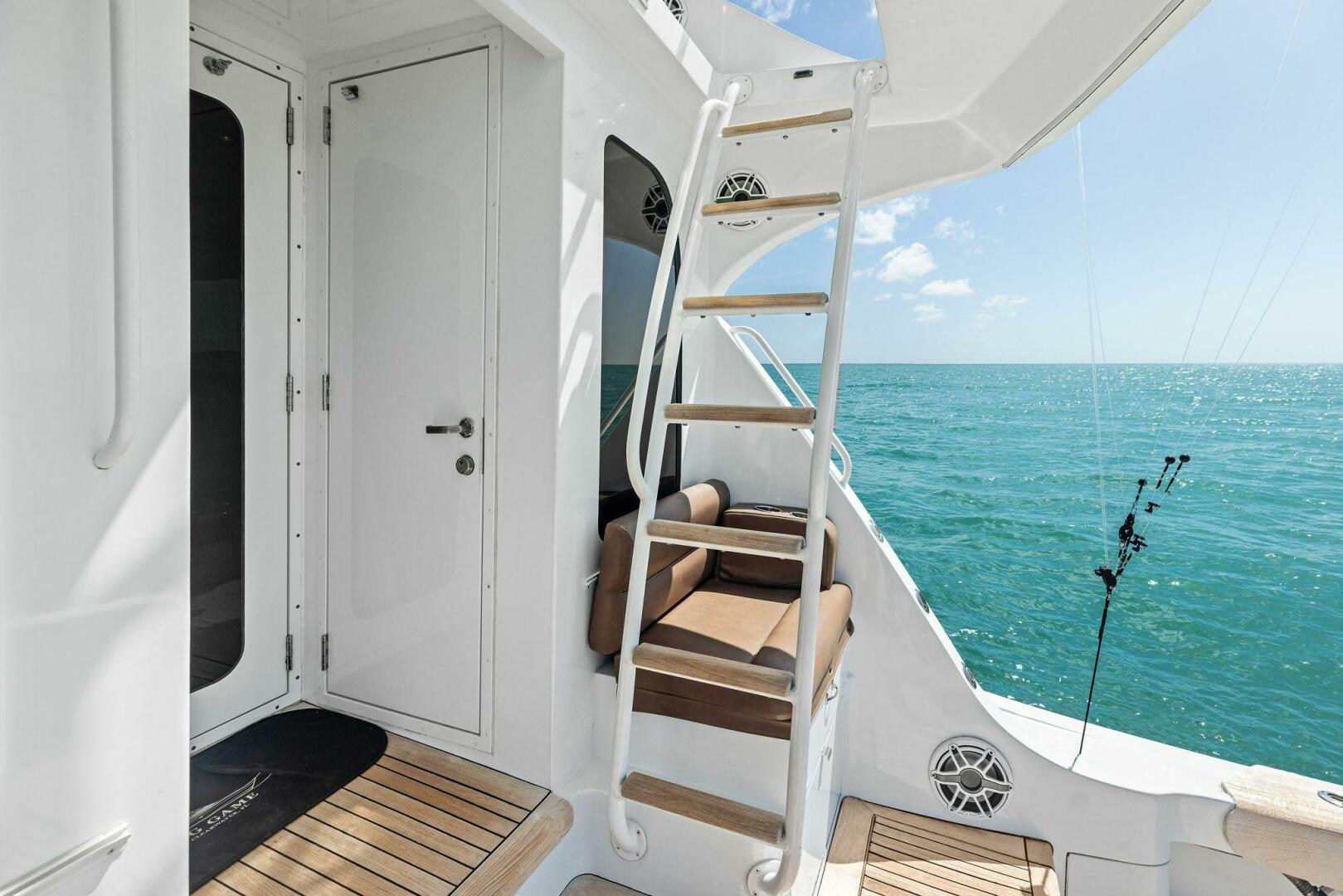 Slide: The Image of 2006 Hatteras 68 CNV Big Game - 5513385