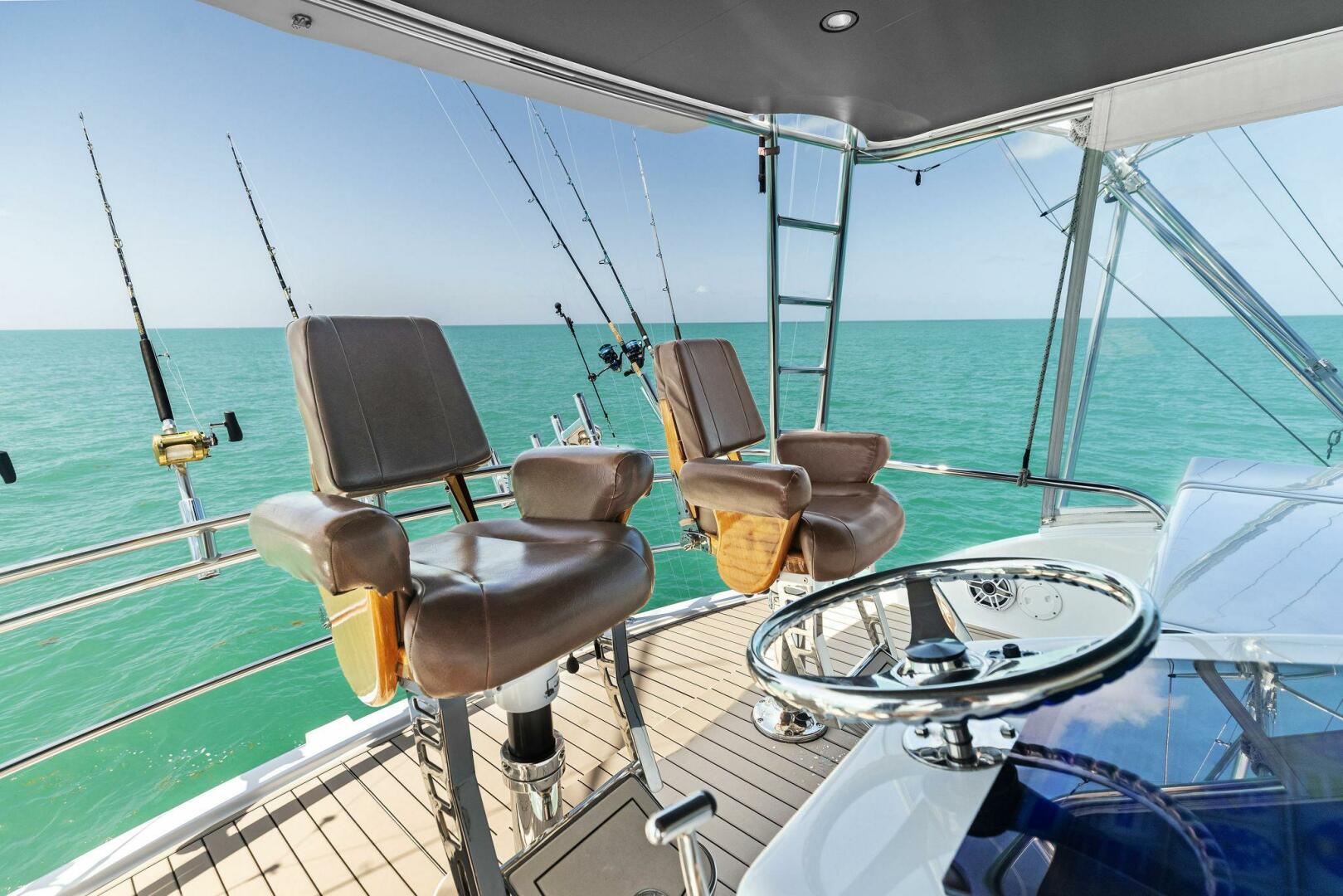 Slide: The Image of 2006 Hatteras 68 CNV Big Game - 5513392