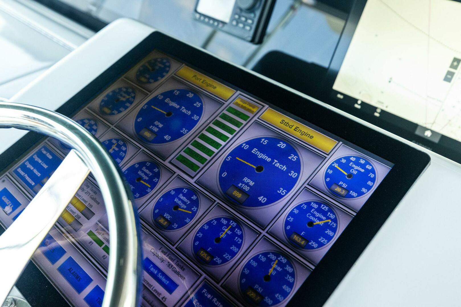 Slide: The Image of 2006 Hatteras 68 CNV Big Game - 5513394