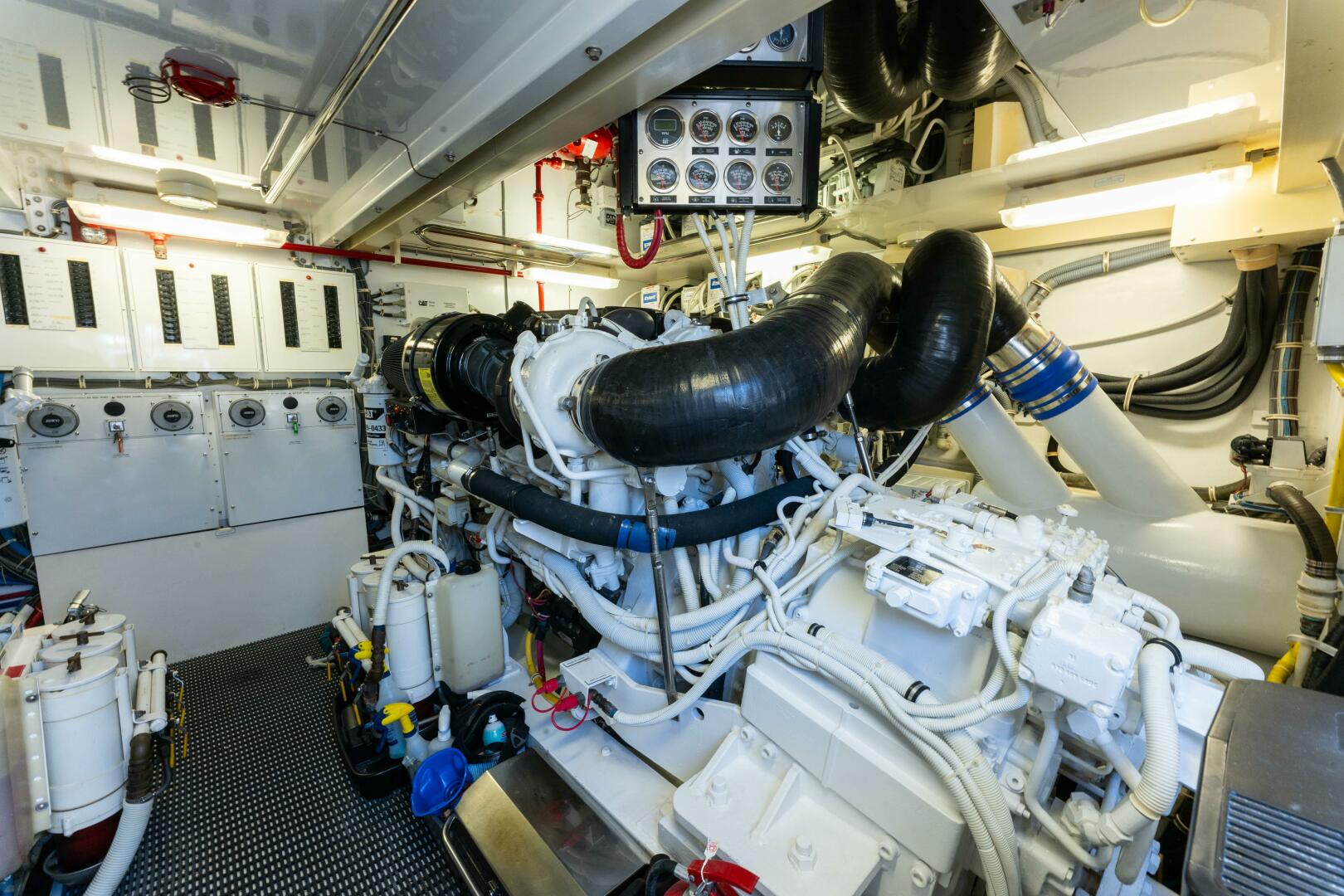 Slide: The Image of 2006 Hatteras 68 Enclosed Bridge Dr. Dark - 29