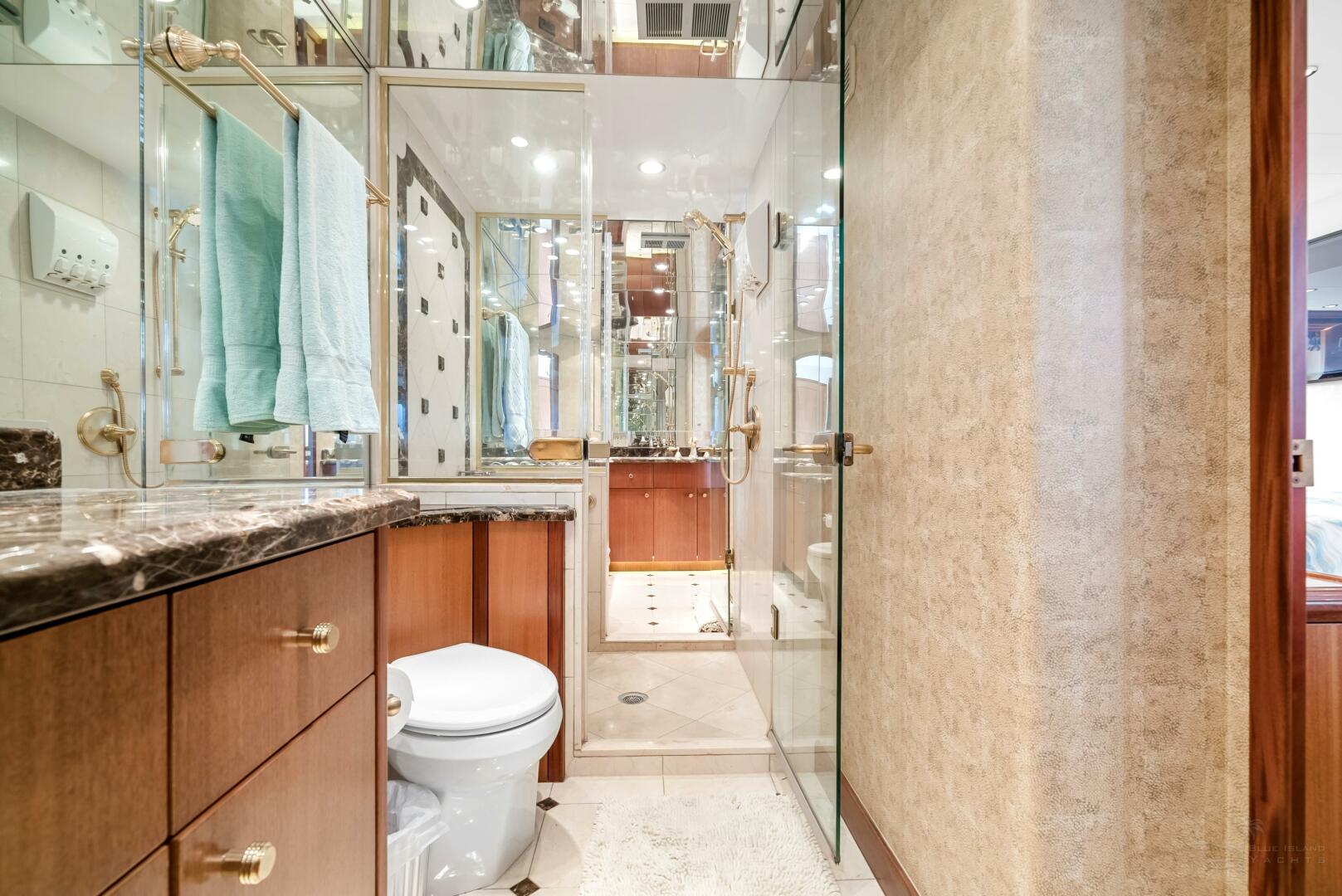 Slide: The Image of Hatteras 72 2008 - 4950250