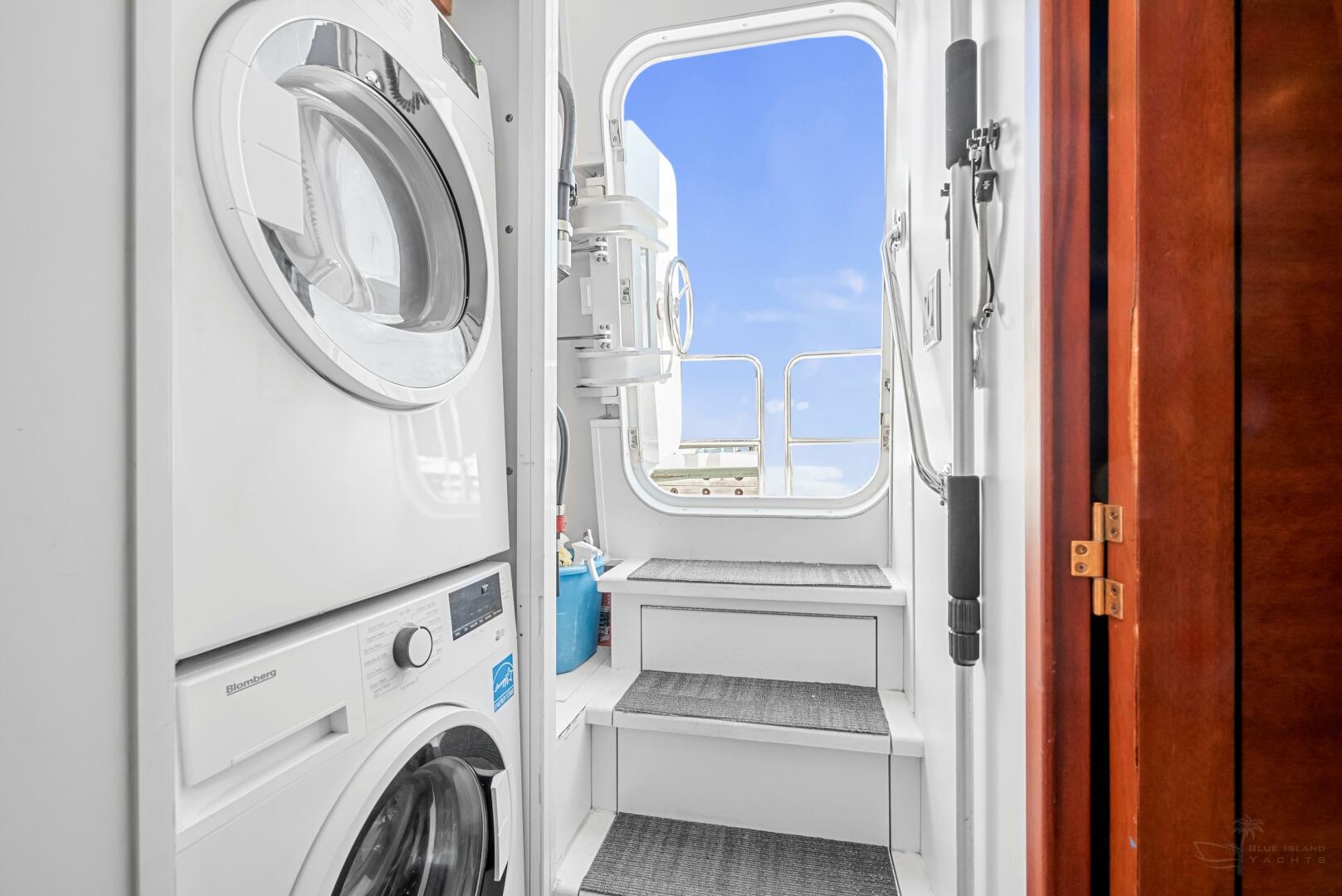 Slide: The Image of Hatteras 72 2008 - 4950282