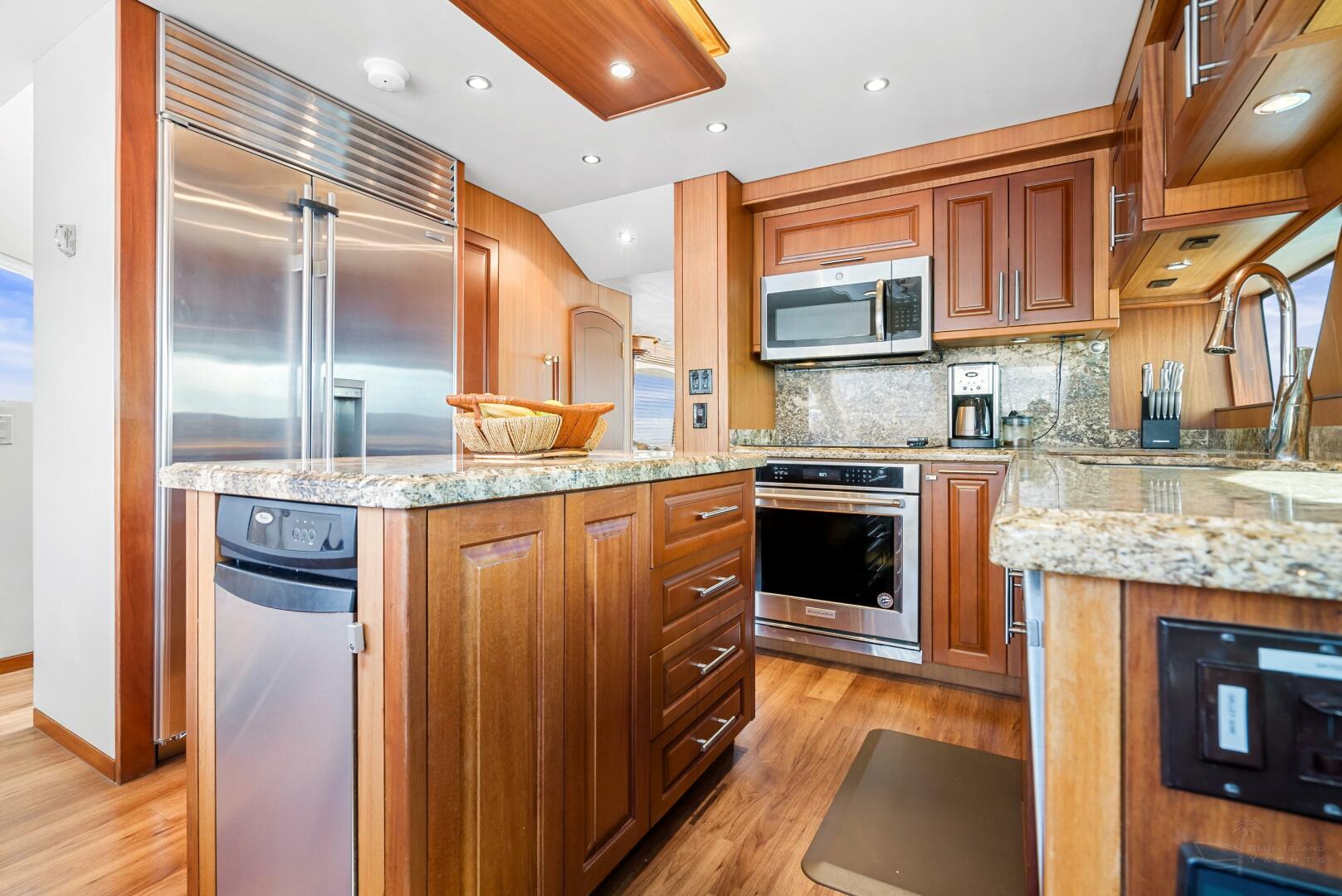 Slide: The Image of Hatteras 72 2008 - 4950327