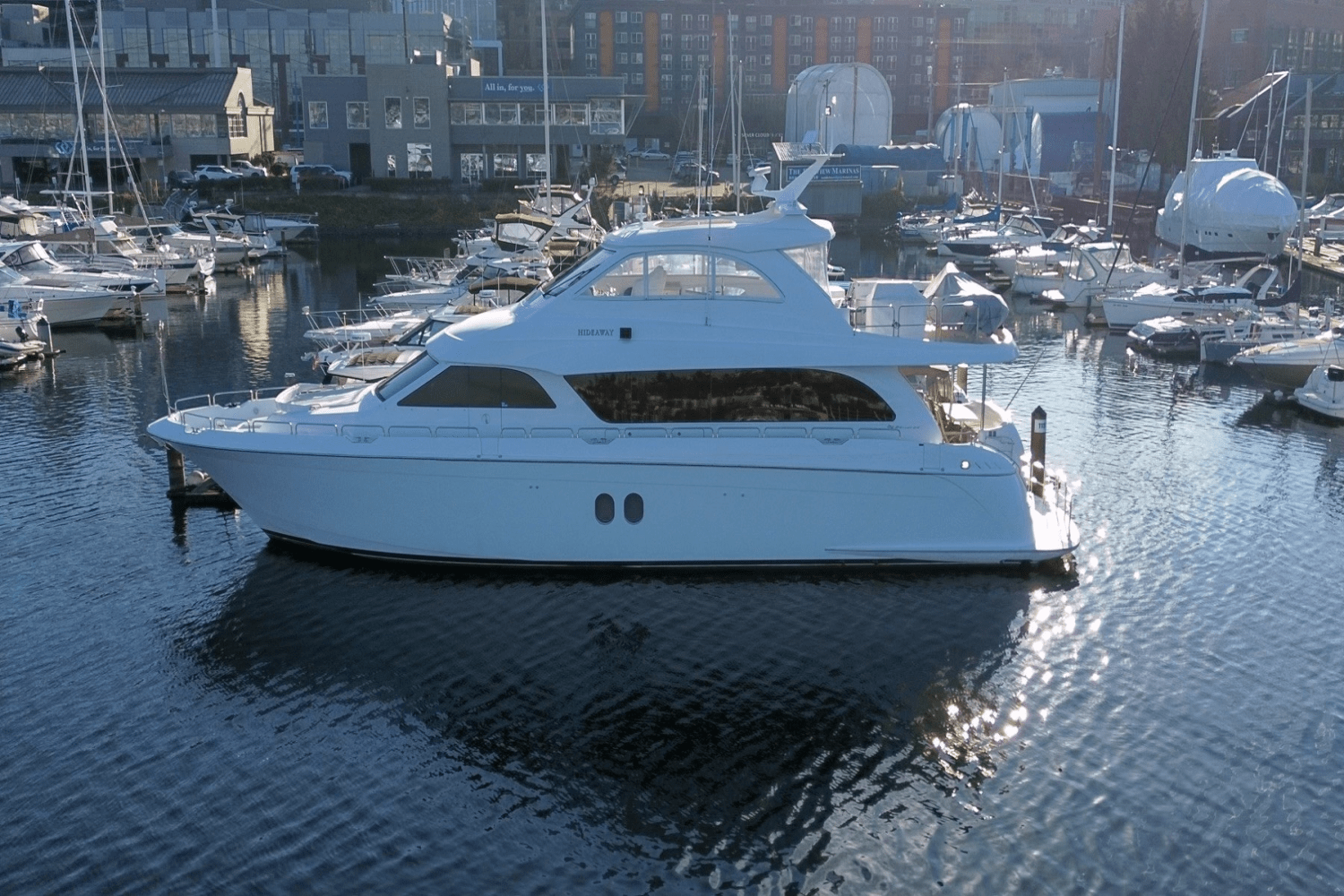 Slide: The Image of Hatteras 72 MOTOR YACHT 2008 - 0