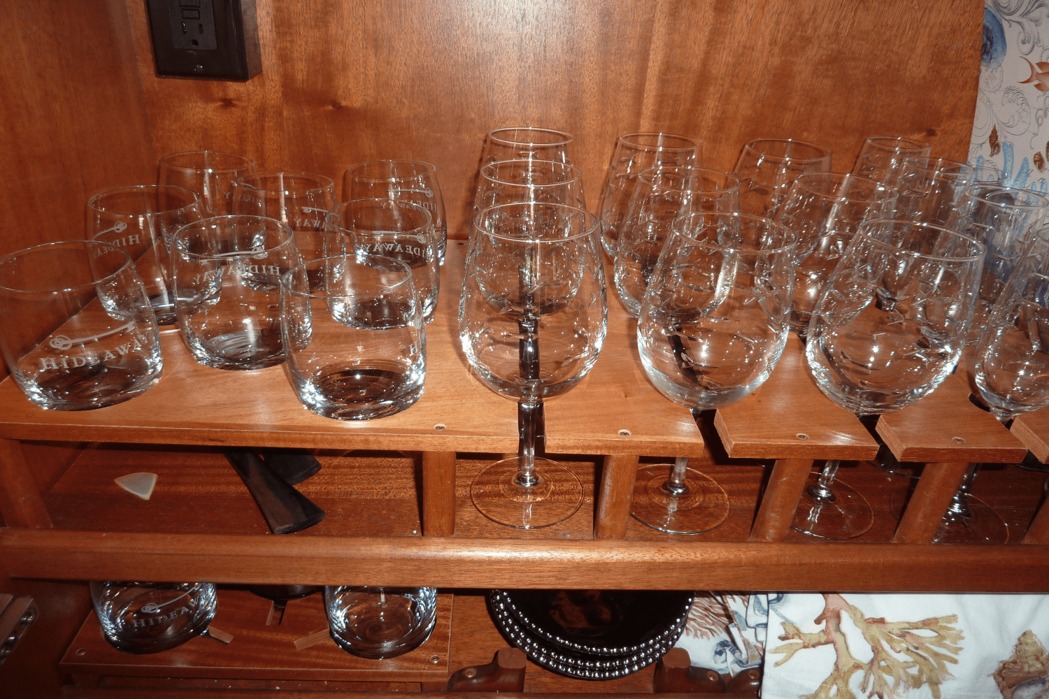 Slide: The Image of Hatteras 72 MOTOR YACHT 2008 - 12