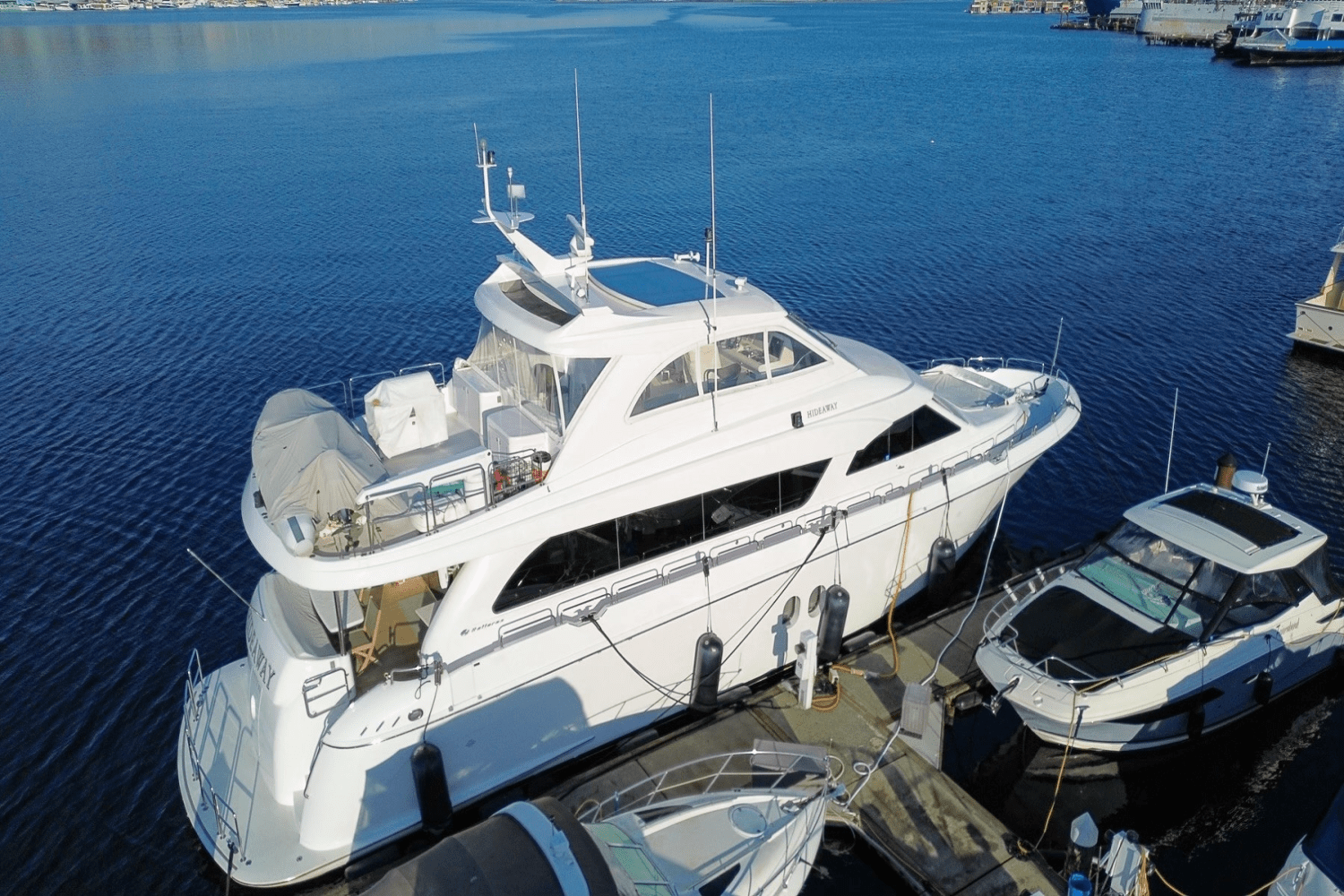 Slide: The Image of Hatteras 72 MOTOR YACHT 2008 - 2