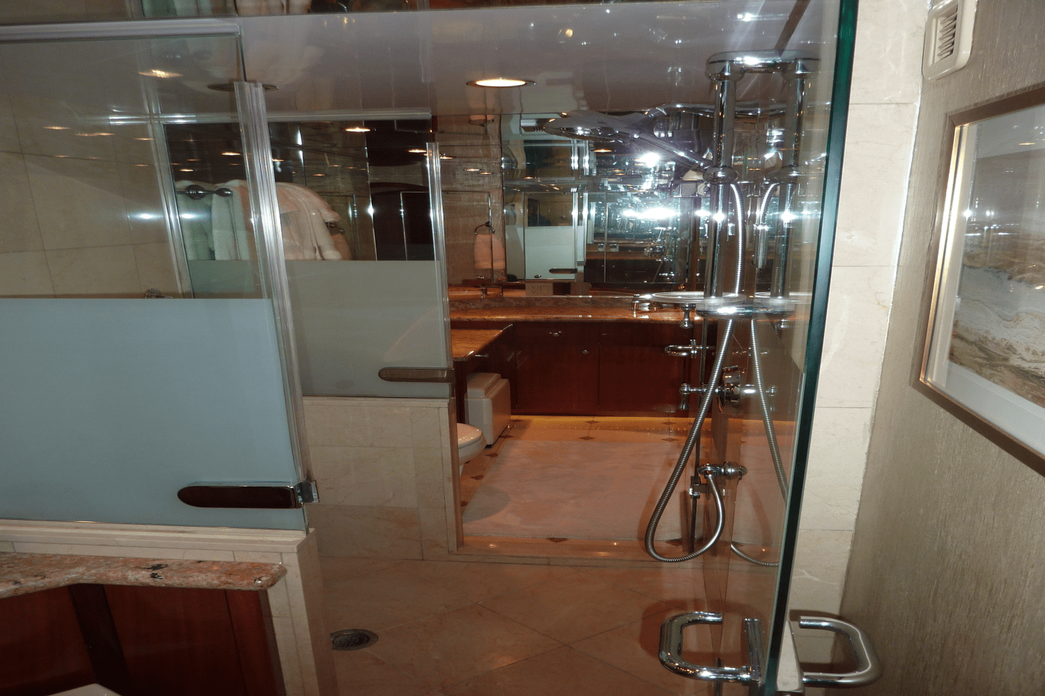 Slide: The Image of Hatteras 72 MOTOR YACHT 2008 - 26