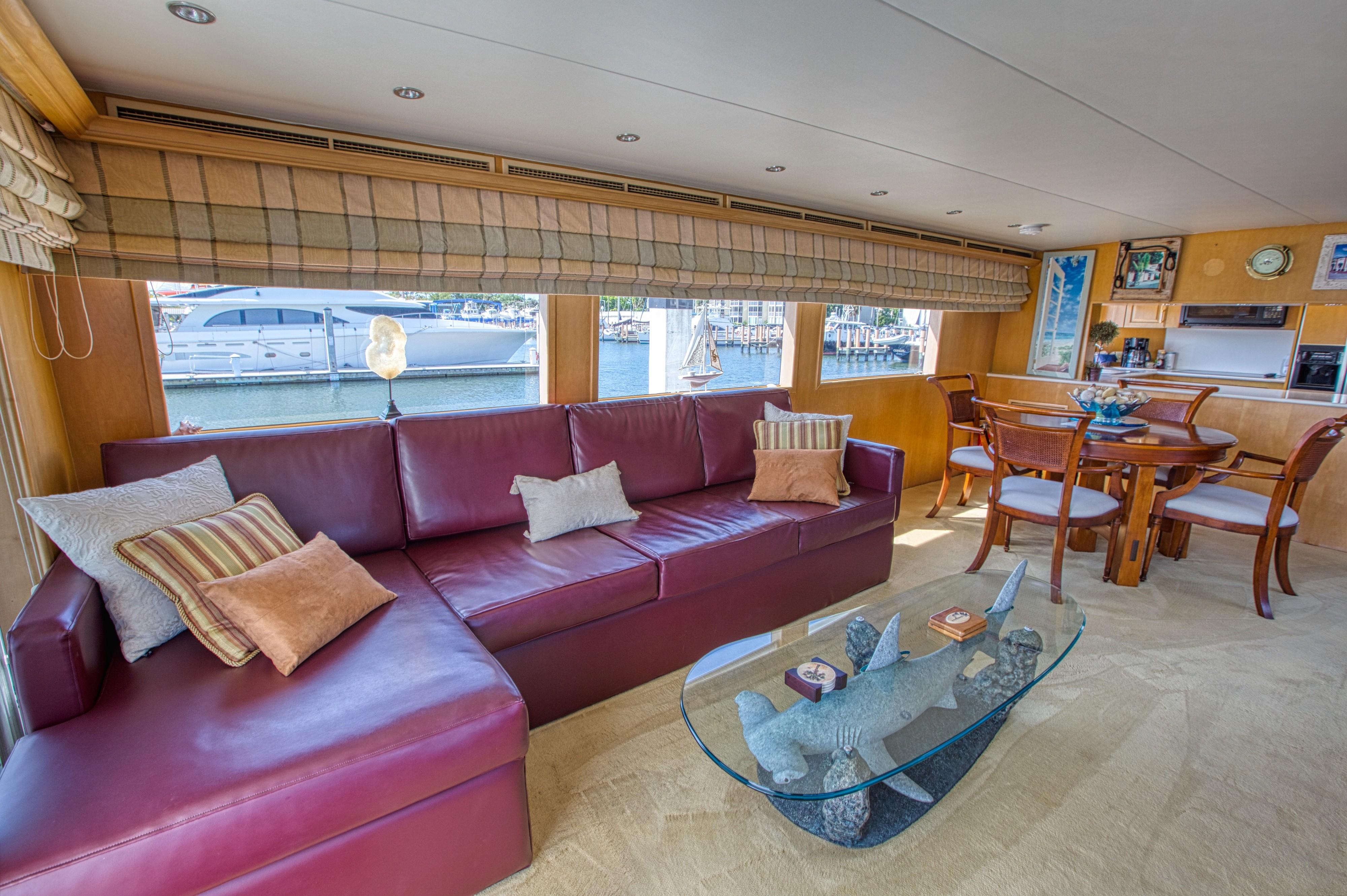Slide: The Image of Hatteras 74 Cockpit Motor Yacht 1999 - 5