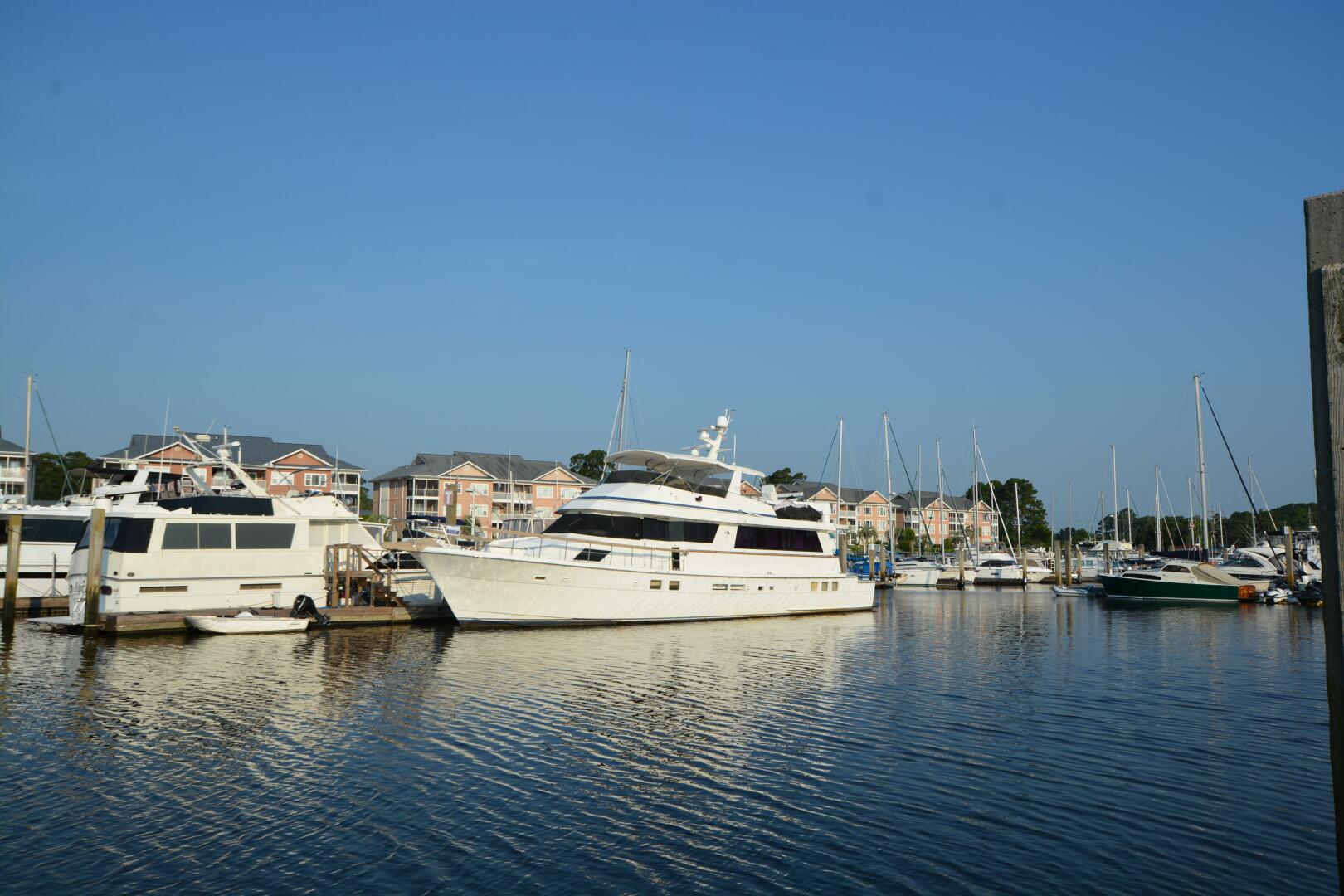 Slide: The Image of Hatteras 80 Cockpit Motoryacht 1989 - 5020098