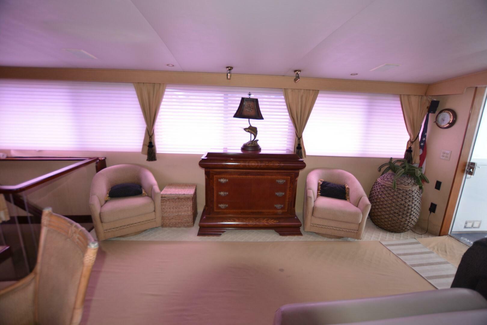 Slide: The Image of Hatteras 80 Cockpit Motoryacht 1989 - 5020117