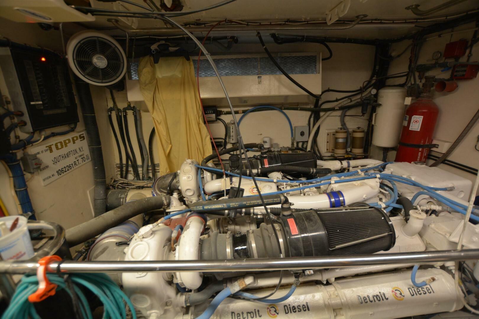 Slide: The Image of Hatteras 80 Cockpit Motoryacht 1989 - 5020134