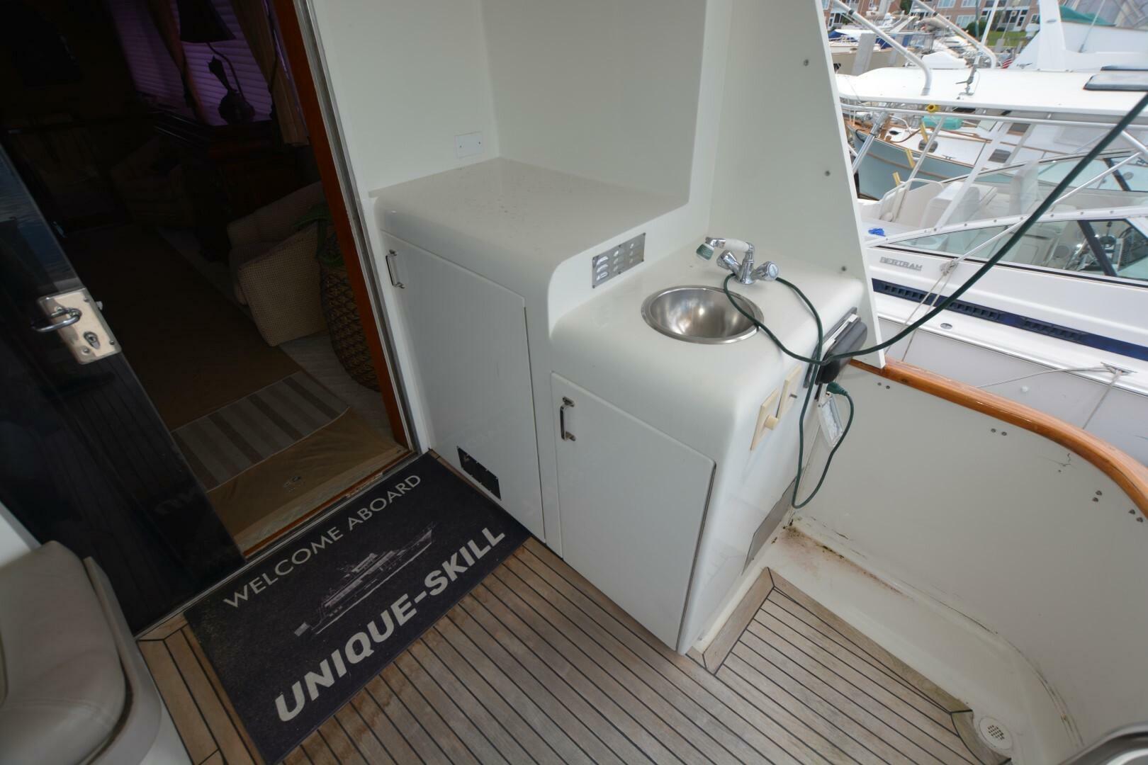 Slide: The Image of Hatteras 80 Cockpit Motoryacht 1989 - 5020109