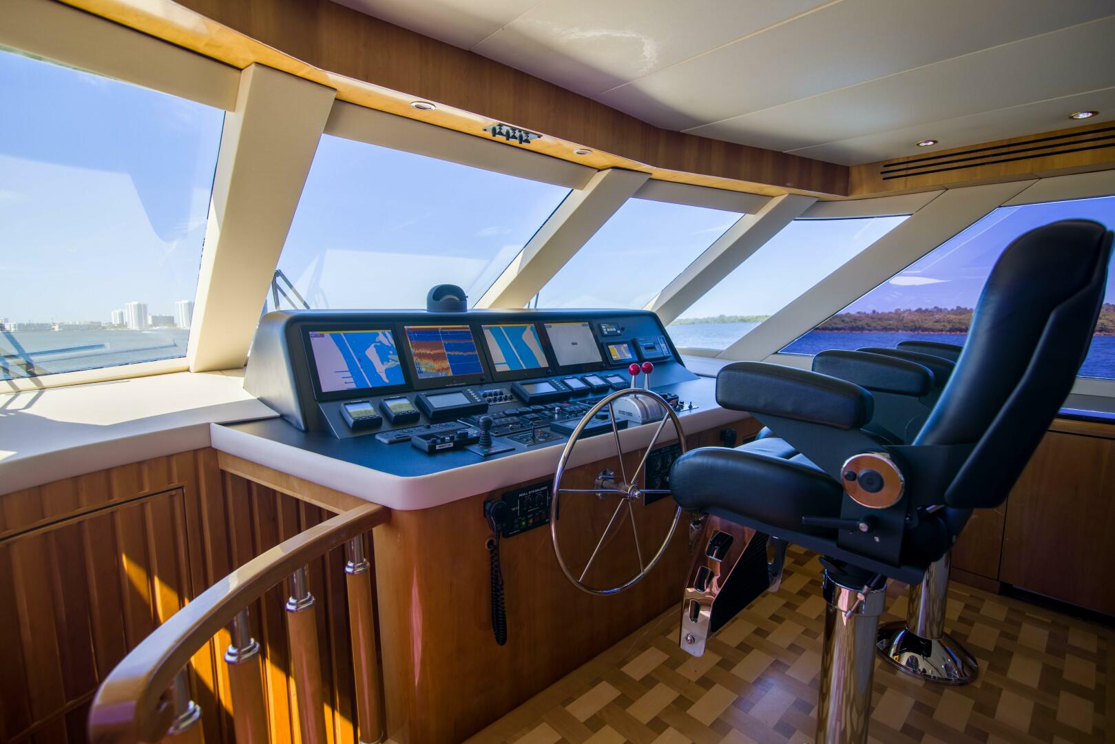 Slide: The Image of Enclosed Flybridge - 5138734