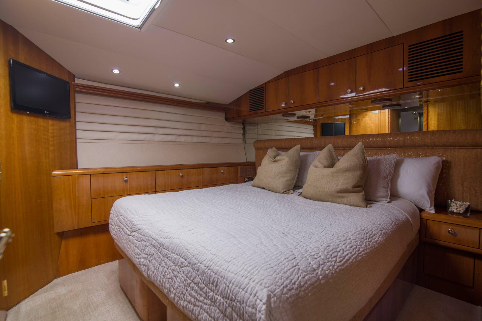 Slide: The Image of Port Guest Stateroom - 5138623