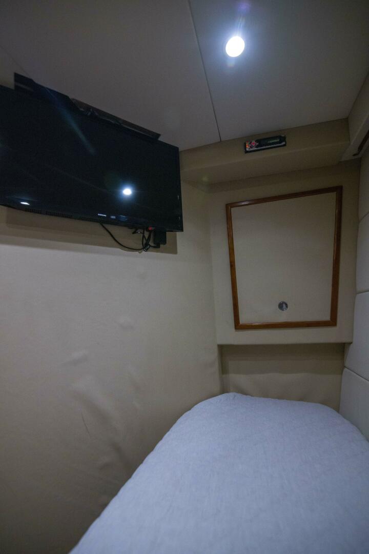 Slide: The Image of Port Crew Stateroom - 5138726