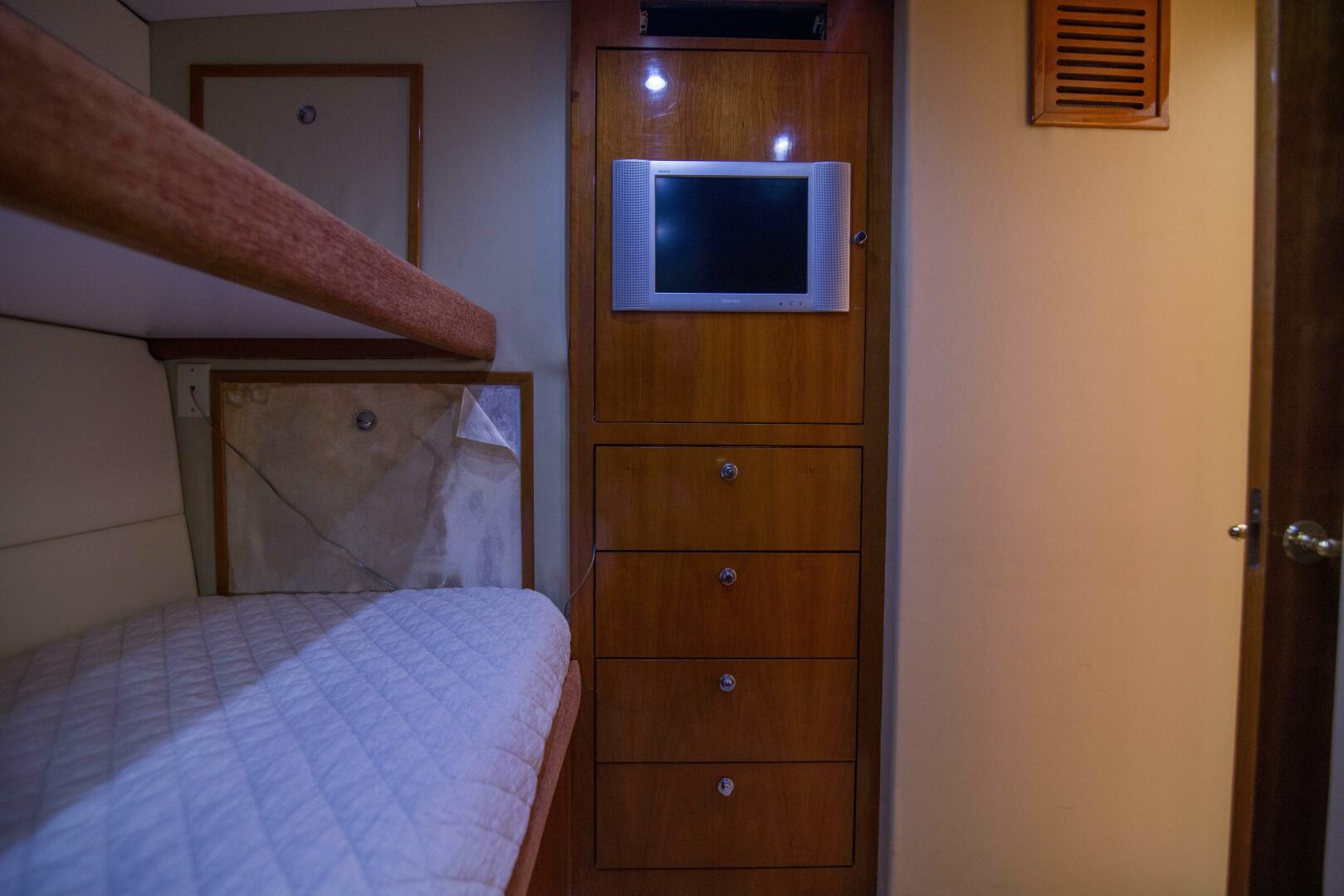 Slide: The Image of Starboard Crew Stateroom - 5138728