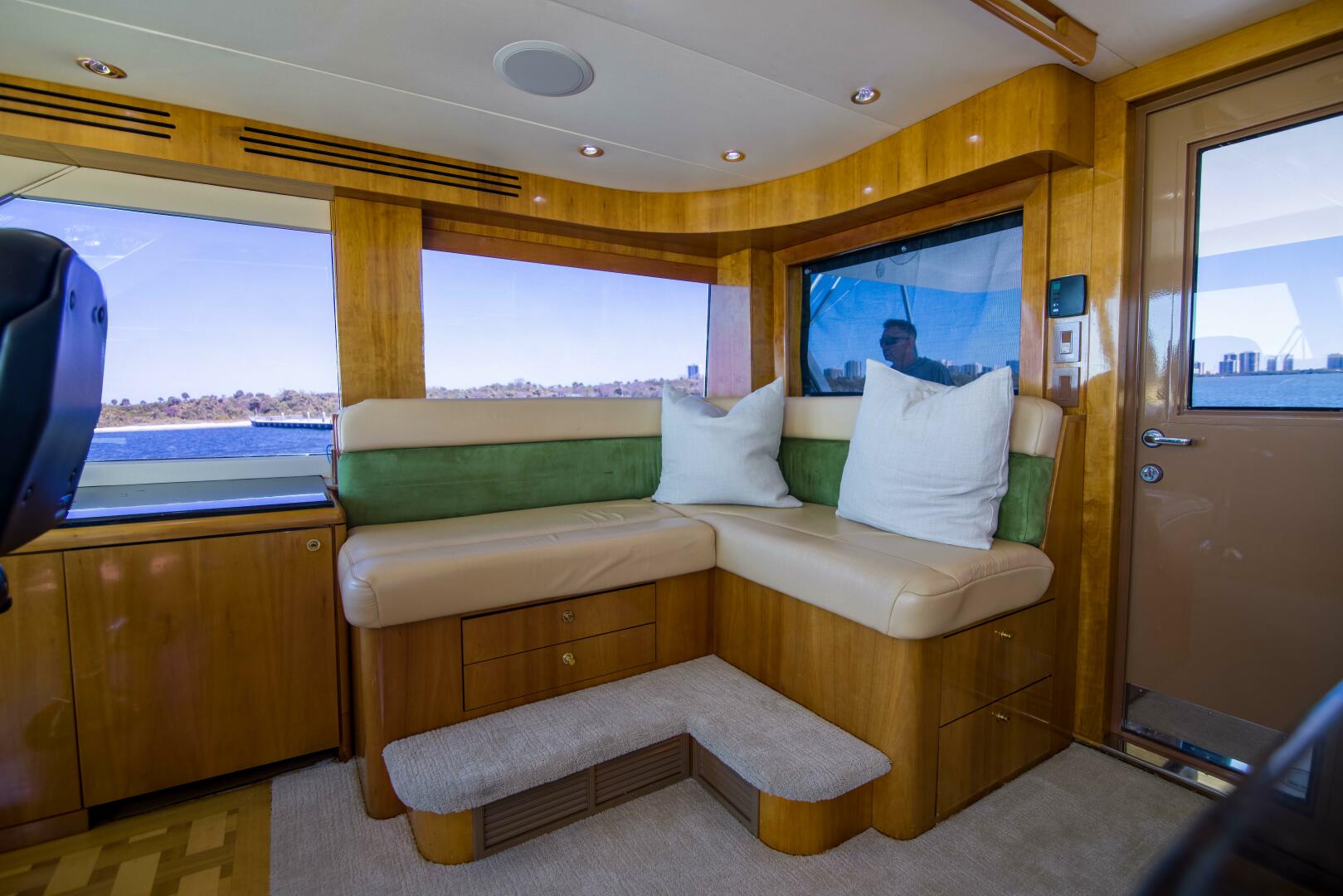 Slide: The Image of Enclosed Flybridge - 5138732